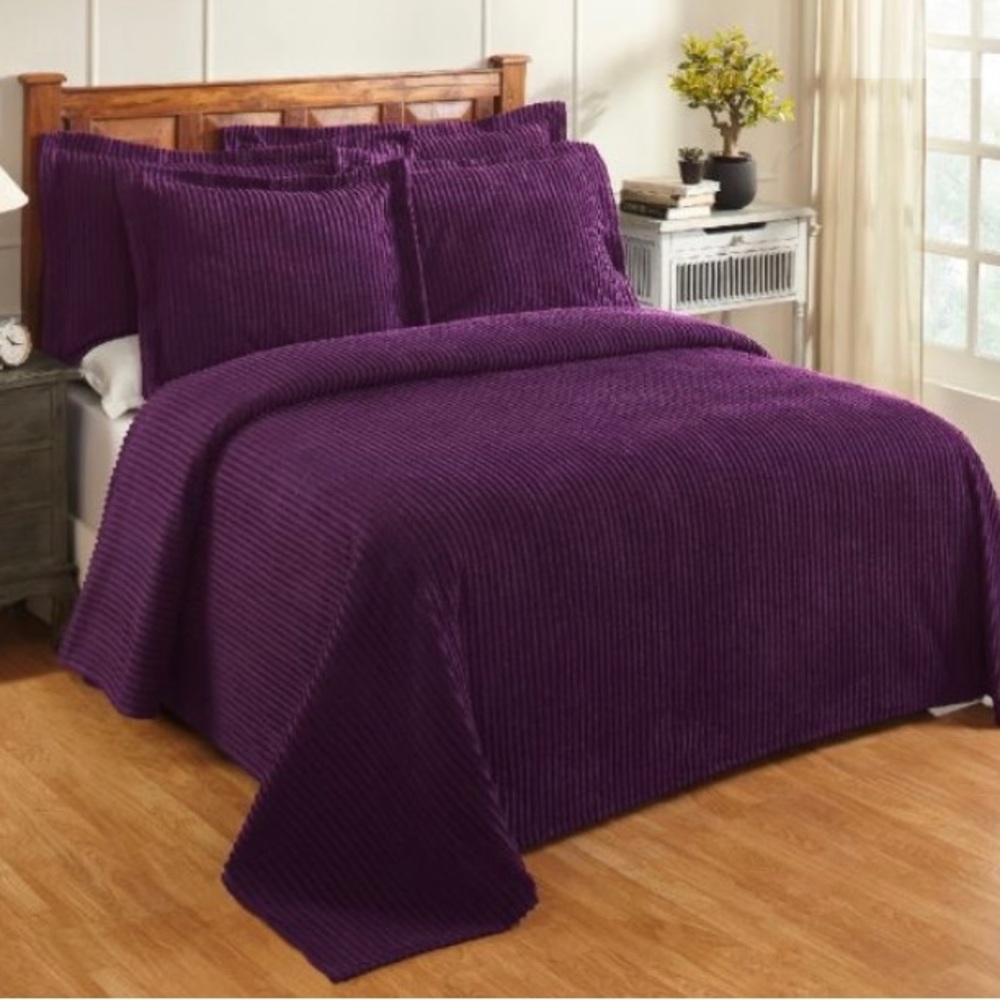 NWT Better Trends chenille tufted plum twin bedspread
